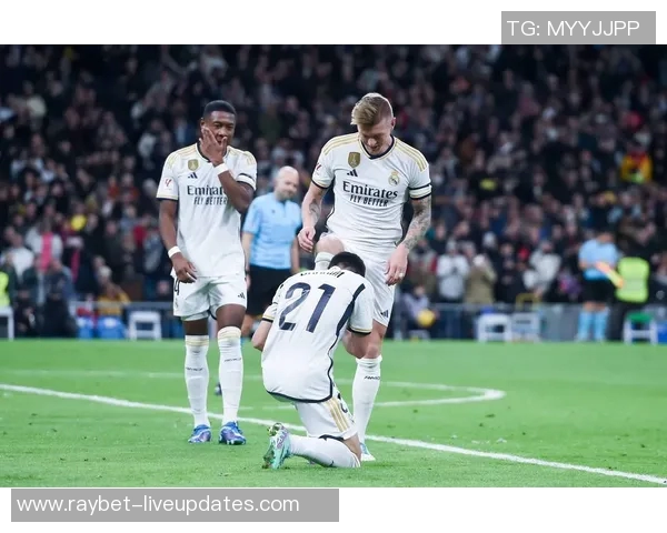 欧冠经典对决AC米兰逆转皇马乌龙球成关键时刻战术解析