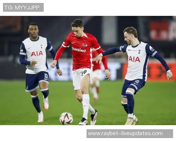 欧联杯冷门莱比锡与里昂战成平局乌龙球瞬间引发全场热议