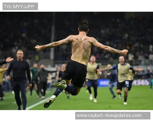 国米与巴萨友谊赛战平补时进球引发全场狂欢战术分析揭秘