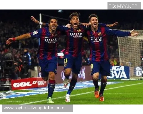 国王杯激战皇马与巴萨握手言和意外平局引发全场热烈讨论